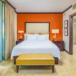 Private Studio At Z Ocean Hotel